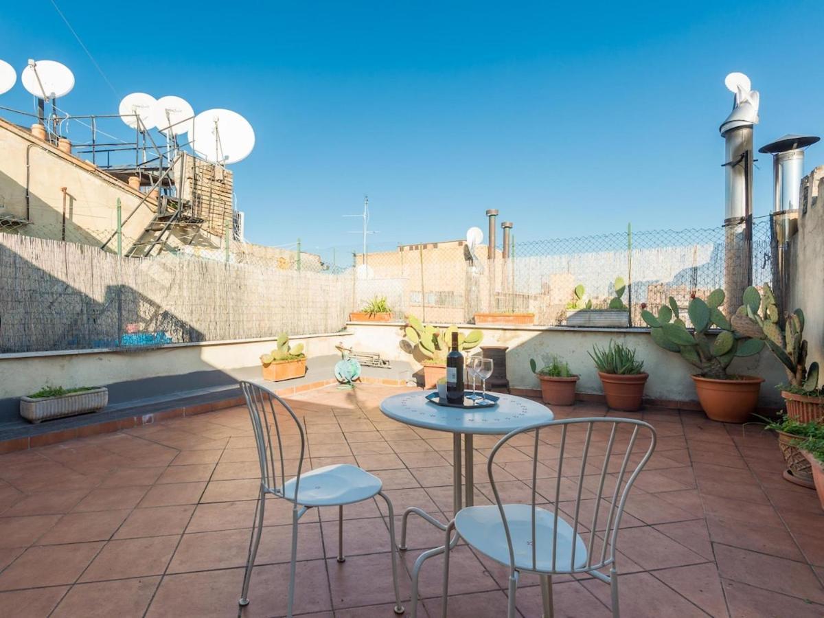 Terrace Apartment *
