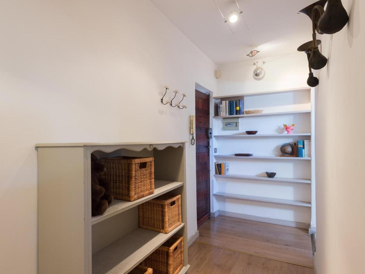 Terrace Apartment Rom