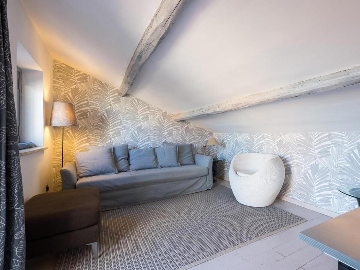 Apartment Terrace