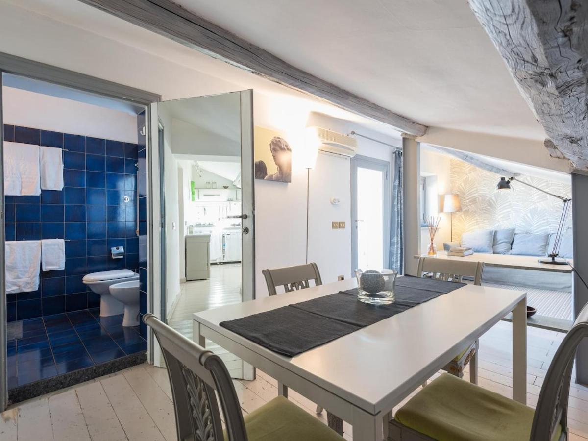 Terrace Apartment Rom